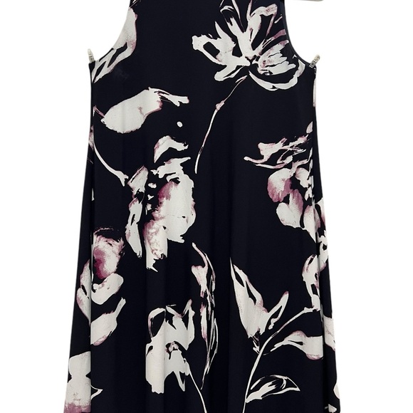 Lauren Ralph Lauren Shift Dress. Navy with Floral Print. Size 8. Knee le… - Picture 3 of 9
